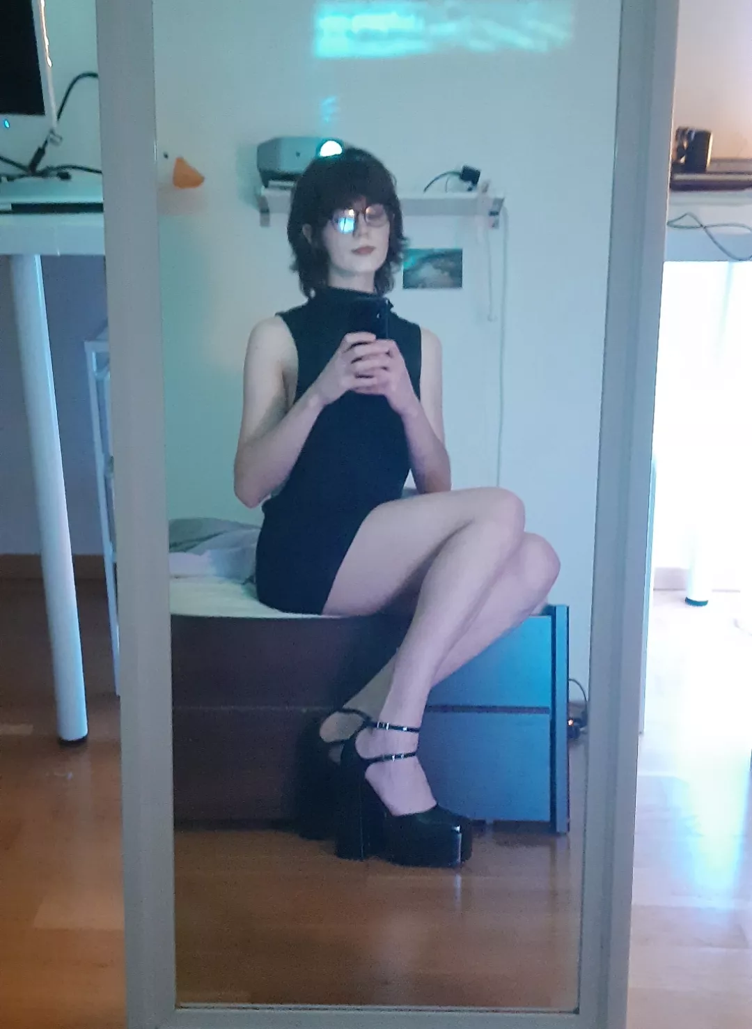 I'm in love with this heels 🖤