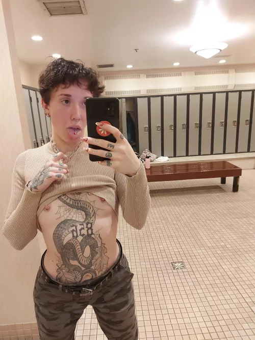 Make believe army brat 💚