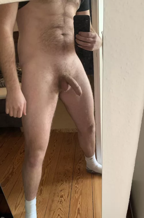 Mirror selfie that I’d send the Bros