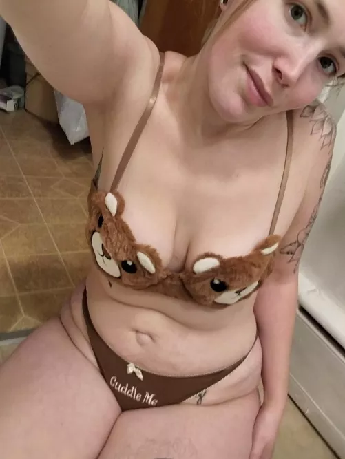 My button is an outtie