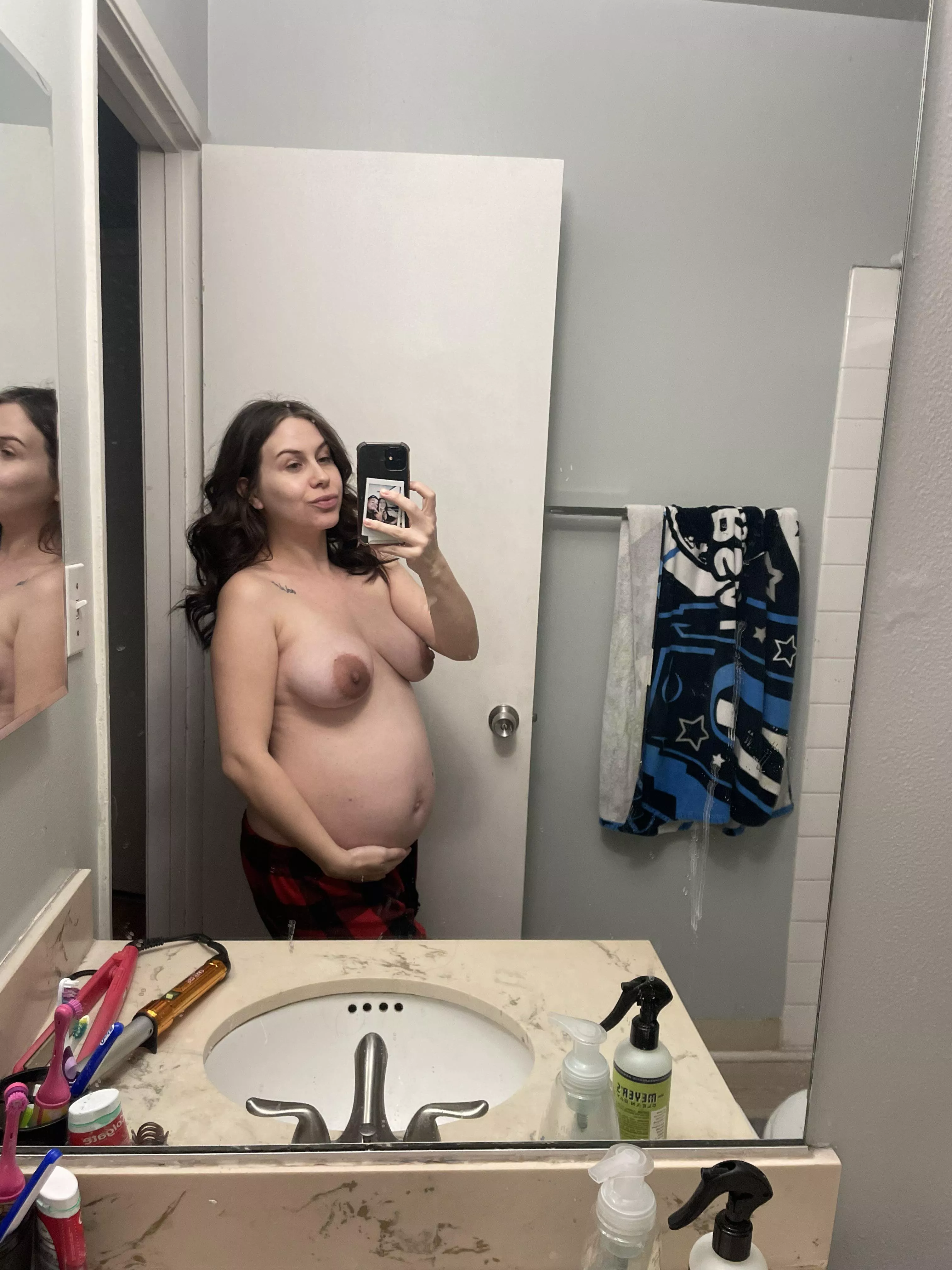 my husband bred me already, but who wants to be next in line? 😘