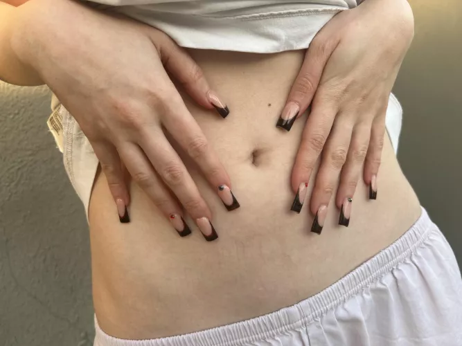 My nails are showing you the right direction.