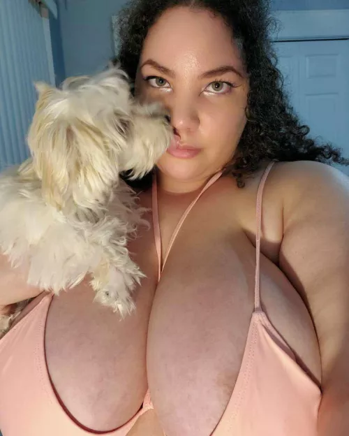 My puppy is da sweetest!