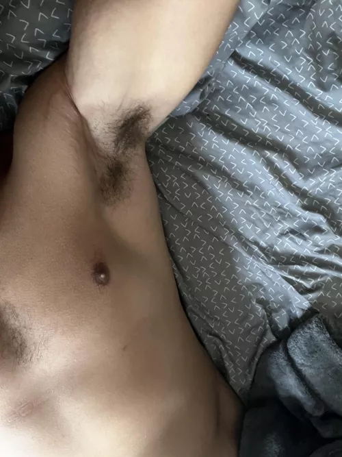 Not wearing deodorant so you can smell my musk