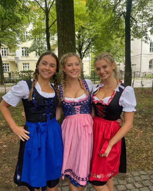 Oktoberfest Trio