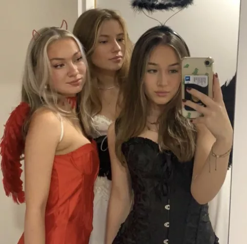 Pick a Halloween slut [3]