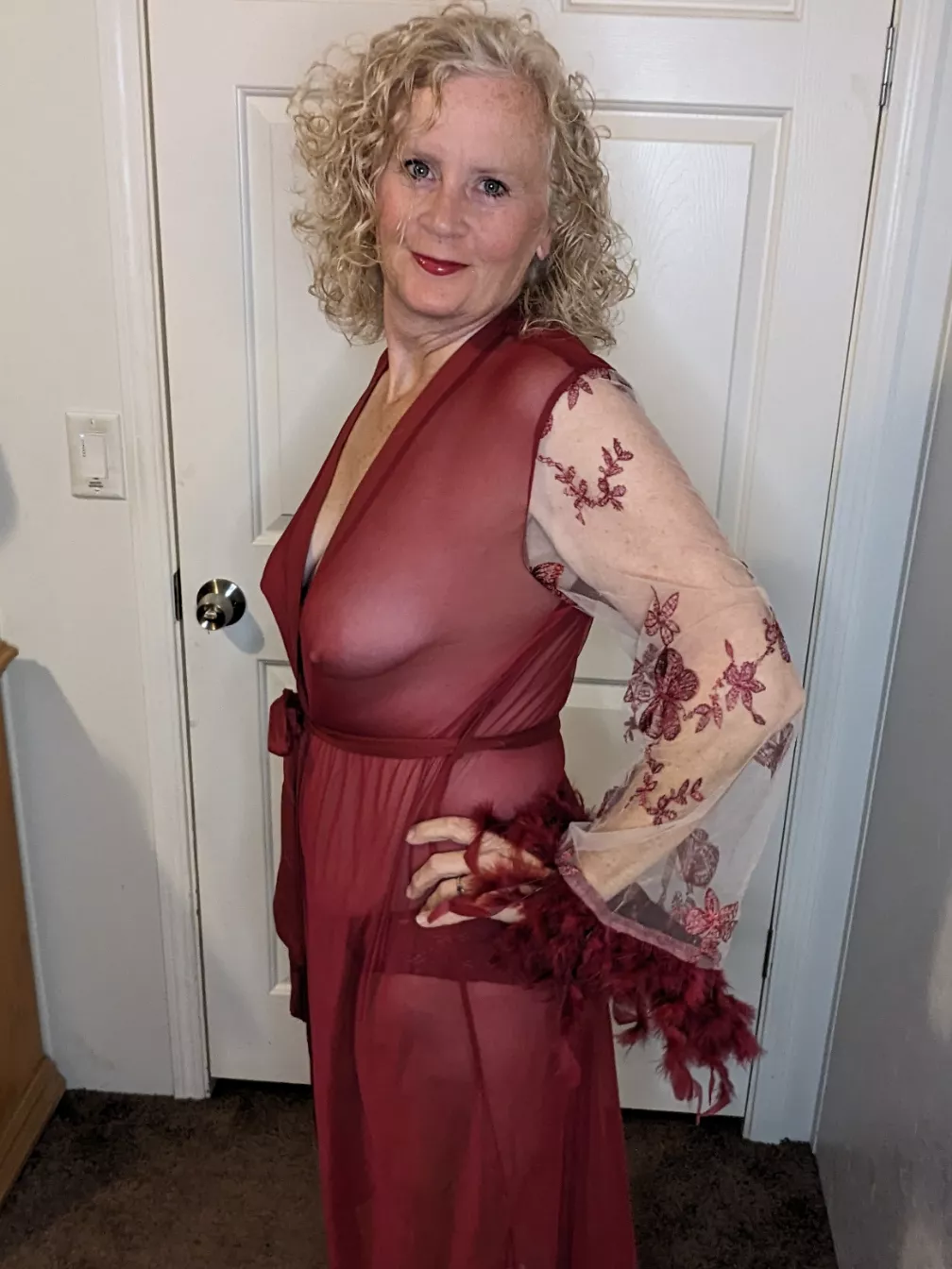 Sizzling hot gilf here....
