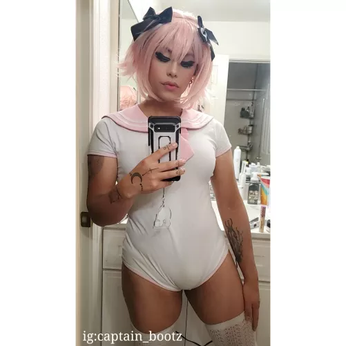 Skirt off version😋😋😋