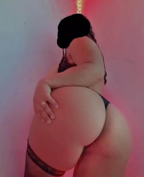 Someone's whore 😈