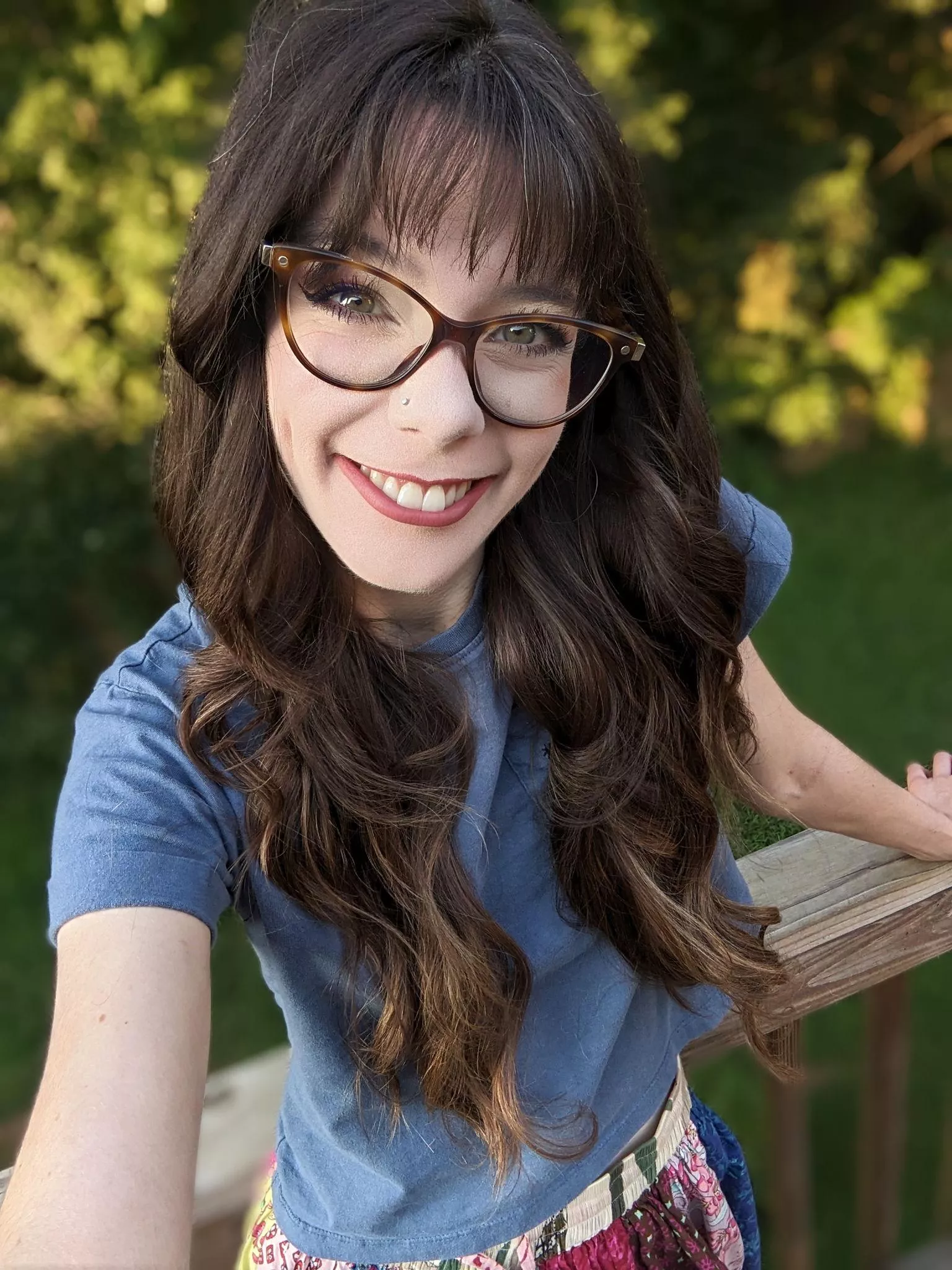 The sun is out, 🌞 the birds are singing, 🐦and I can't help but feel inspired 🌟 to explore in this perfect weather. What are your plans for the day? [GFE][PTY]