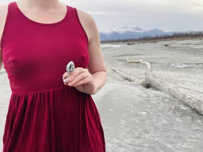 Tits…ass…feet…pussy…. 🤭 what do you like?? ▪️41F in Alaska - love making content