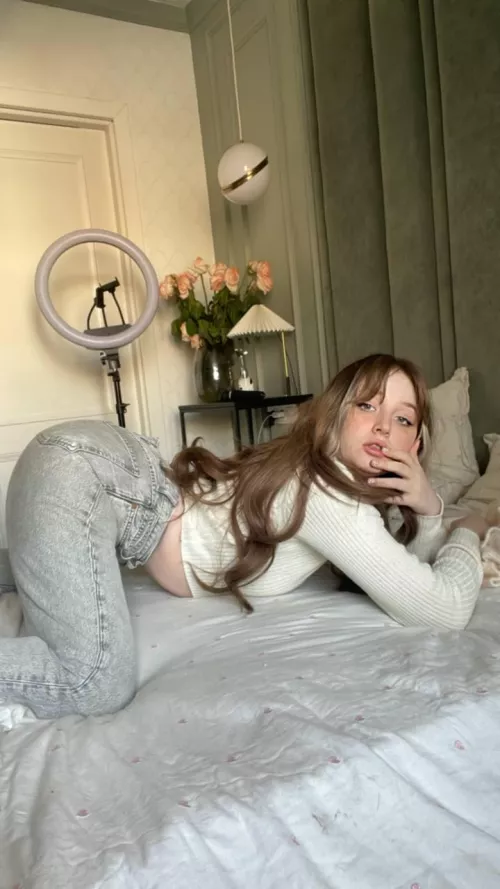 try to pull my tight jeans off my tight ass