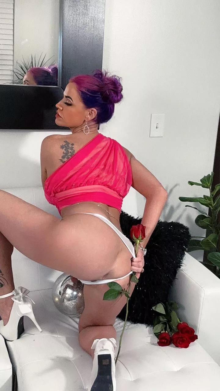 Would u bang mommy? ;) F41