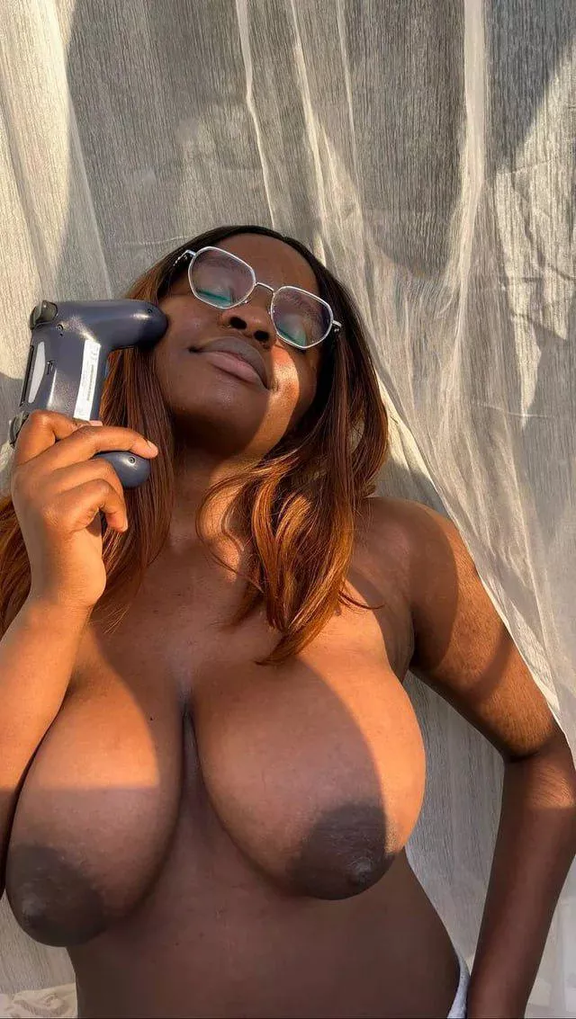 Would u taste my tits for dessert?