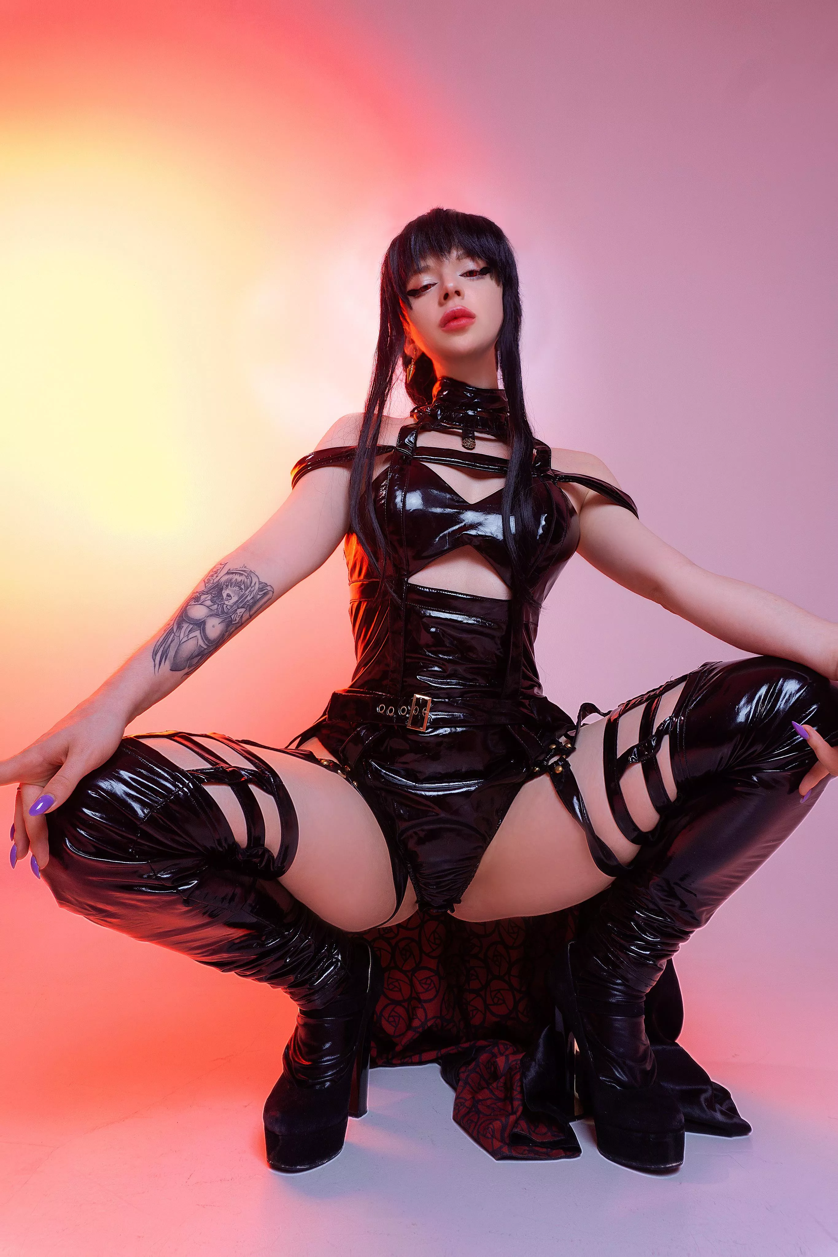 Yor Forger cosplay by puddingu_desu