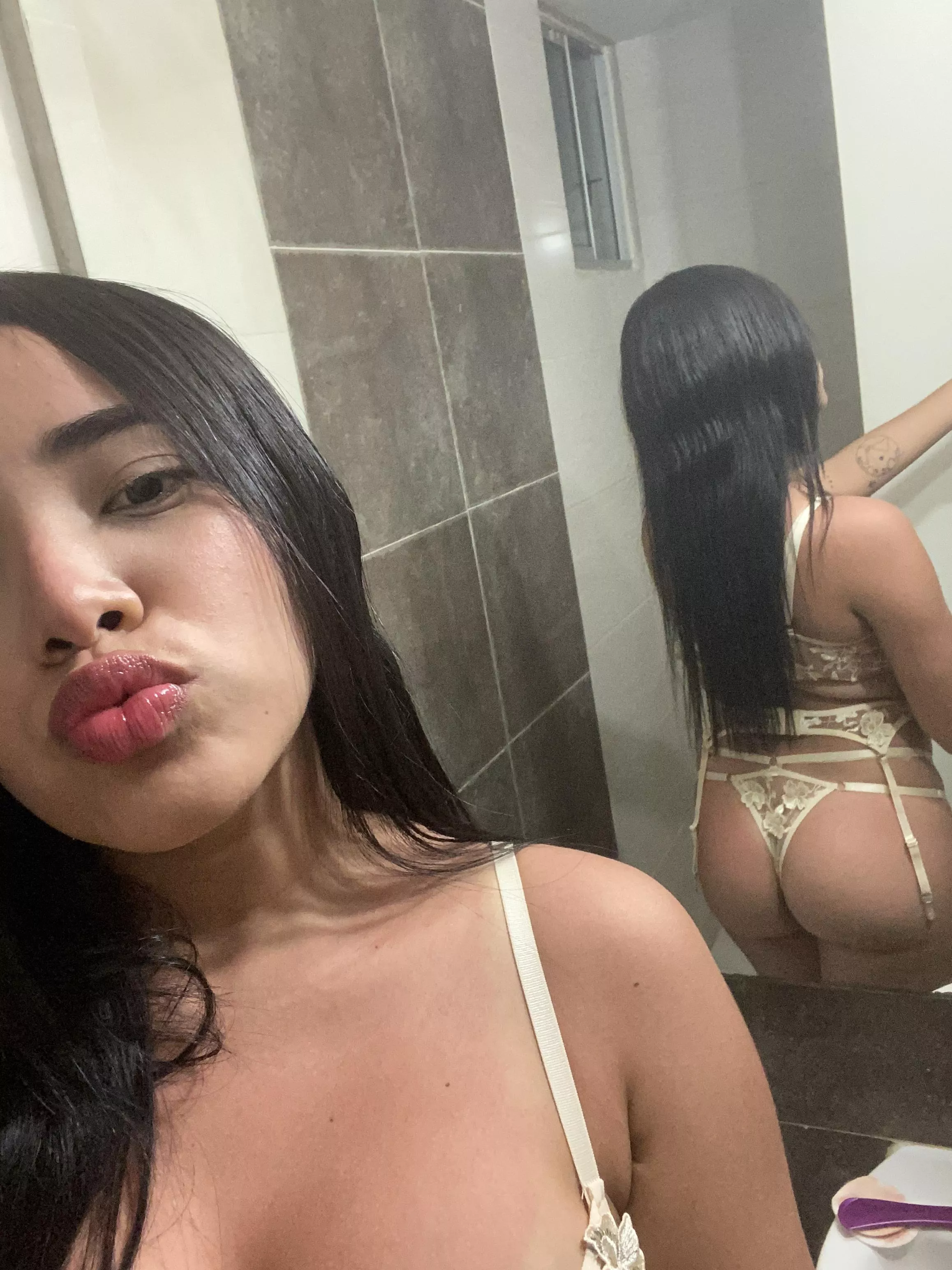 You can't leave me once you taste my ass