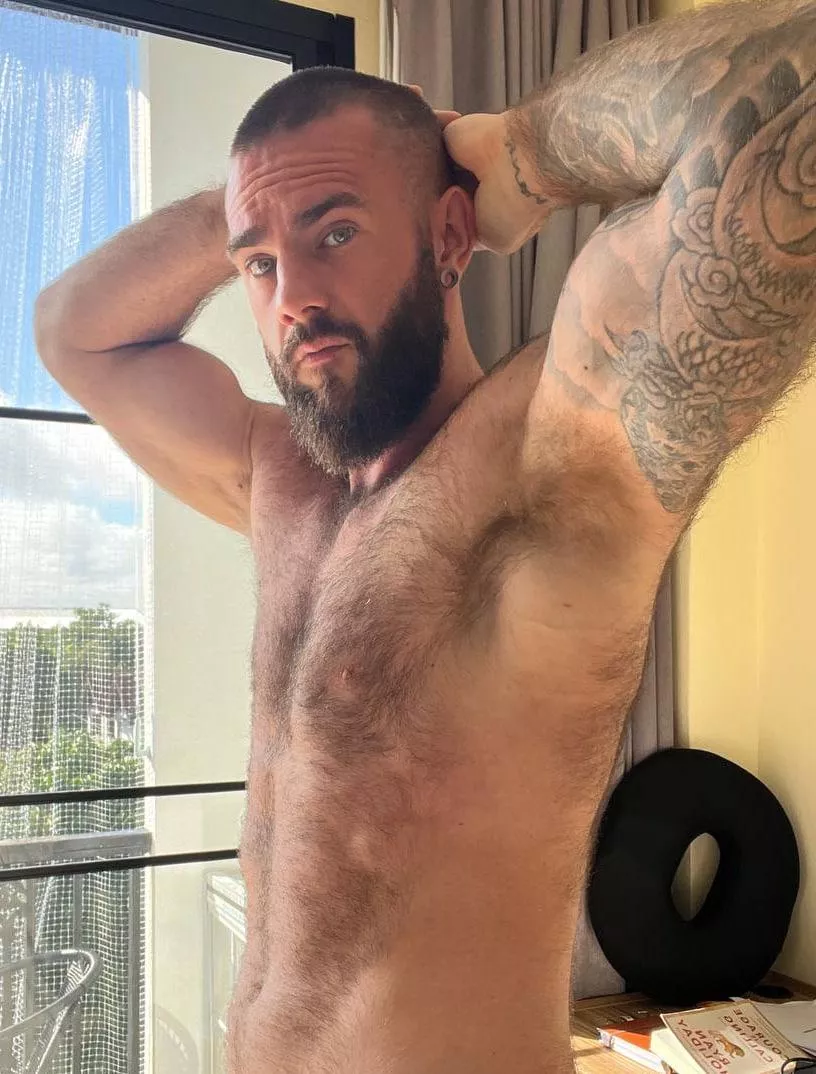 You get ONE choice. Smell or lick?