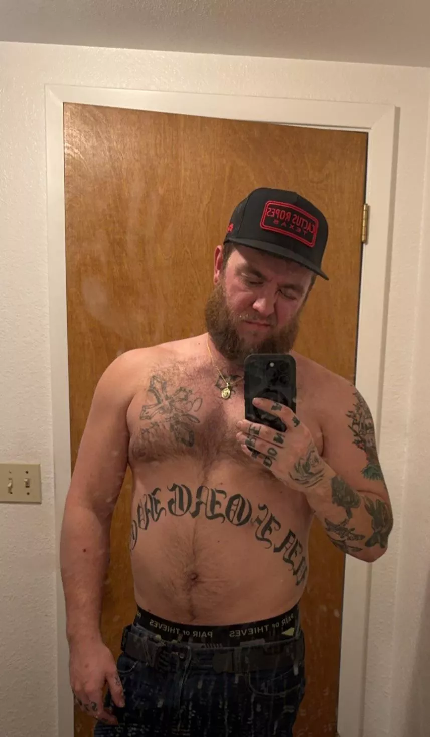 (30) don’t mind the dirty mirror