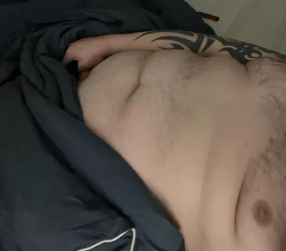 44 [M4F] German dad in a dead bedroom woke up horny. Is any girl down for fun? :)