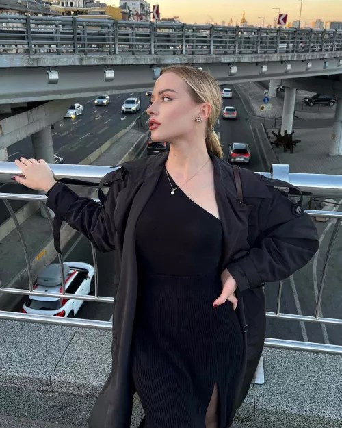 Do I look pretty with my dress?