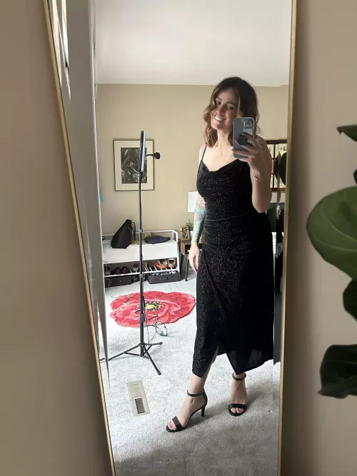 Do you like my high heels? [f]