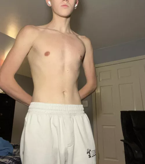 Do you think i’m cute? 🥺