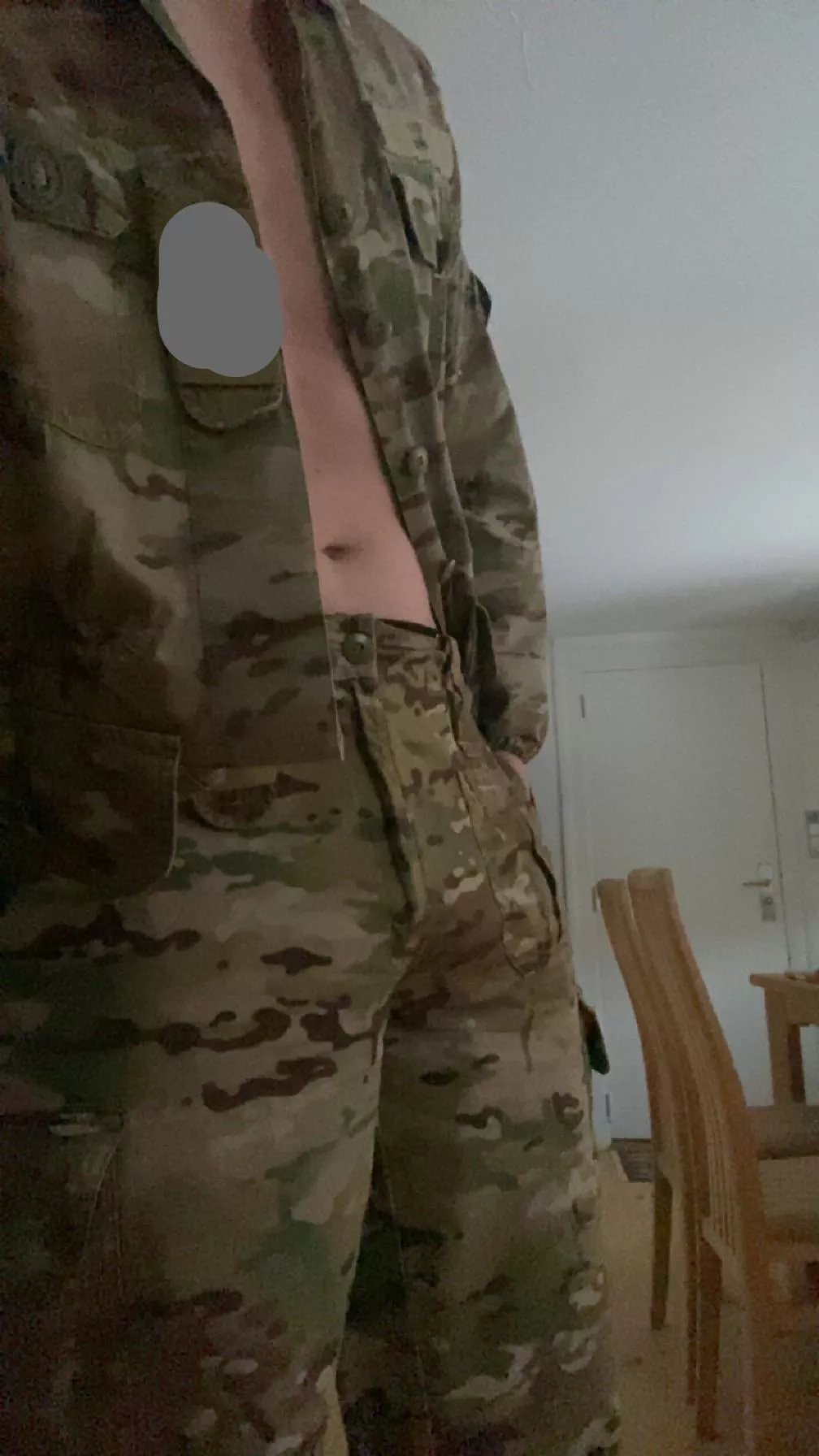 Excuse my for forgetting my t-shirt and the buttons