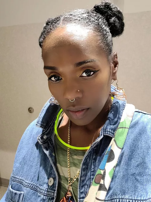 Fragile like a bomb 💣