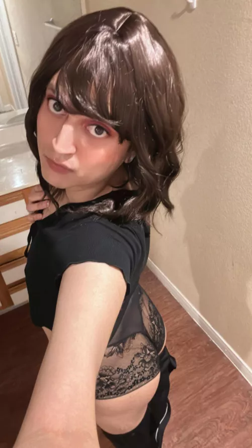 Full body face reveal, whaaaat 🙈