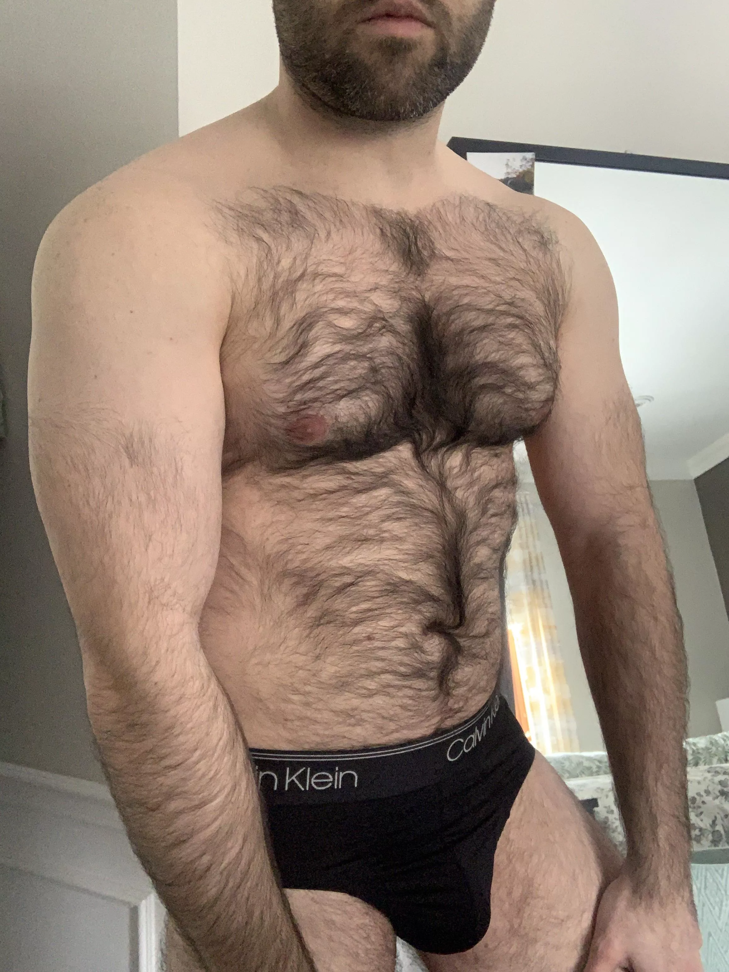 Gettin a bit more fit recently. But still fluffy as fuck. 🐻 do you like it?