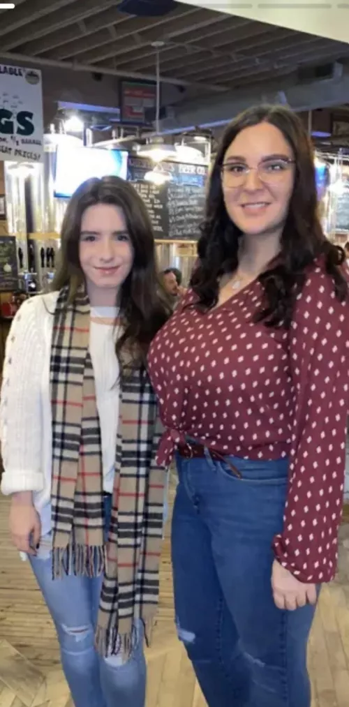 Her friend must feel so inferior