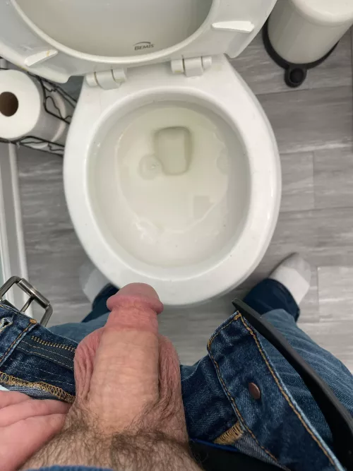 Hey bro, sorry, I (36) don’t believe in closing the door while I piss