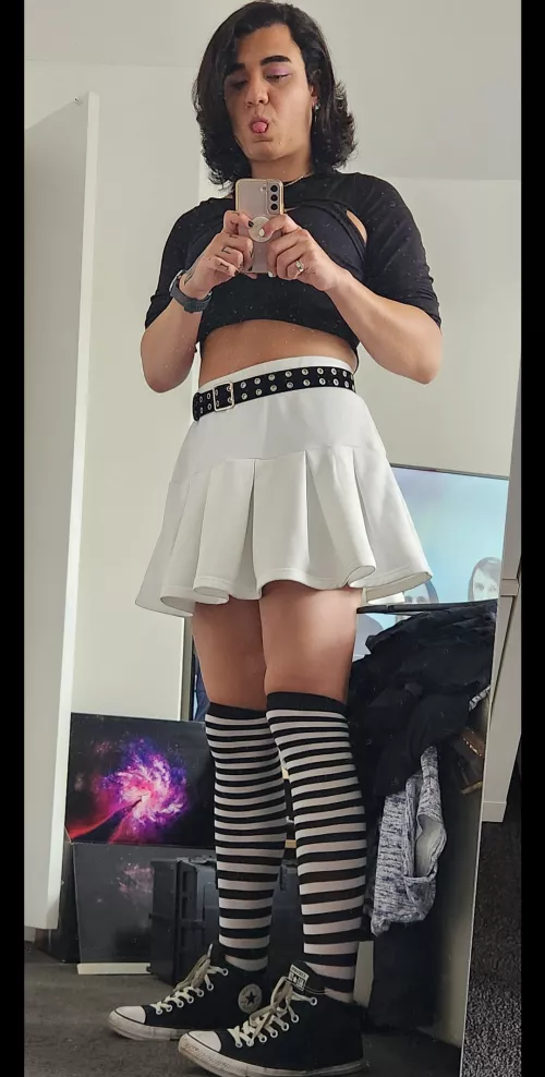 Hey y'all, hope you're having a good day :3