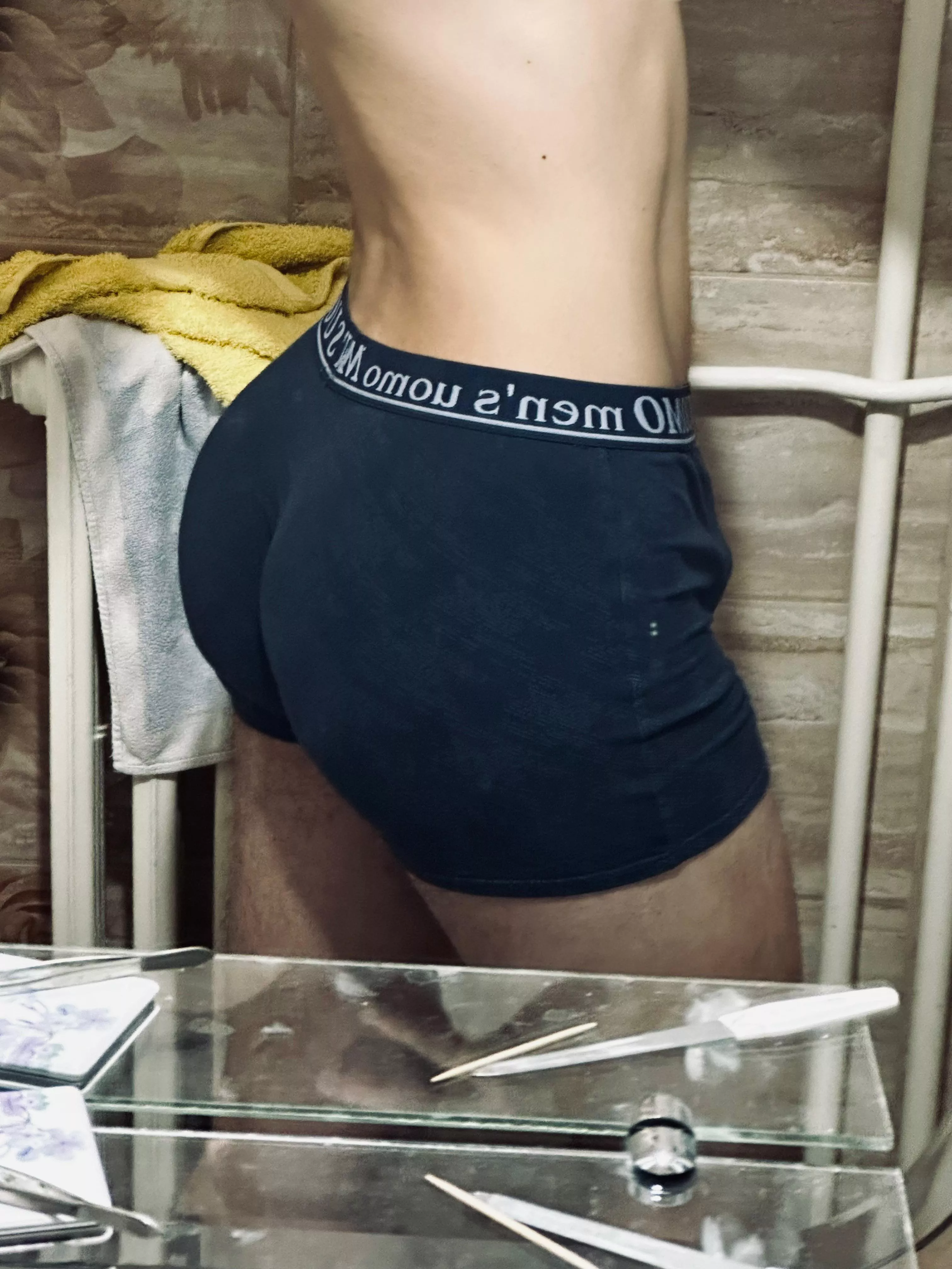 Honest opinion: smash or pass 19 😏