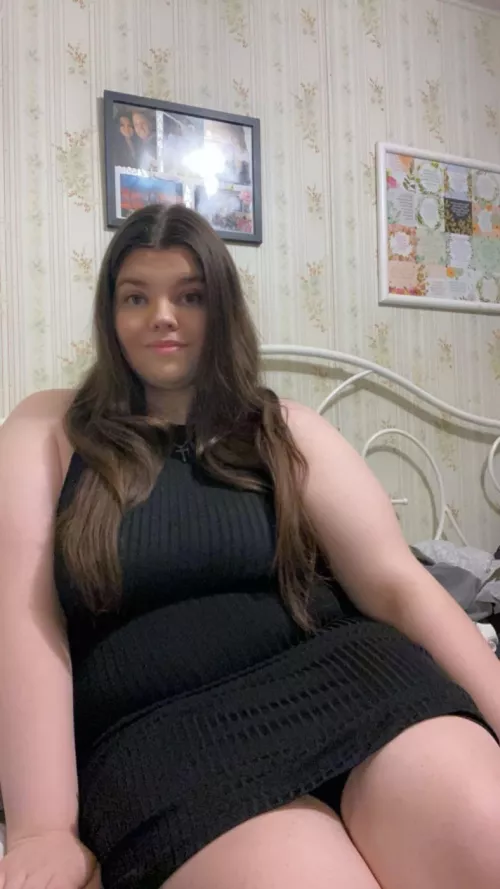 I love how this dress shows off my curves and thick body.