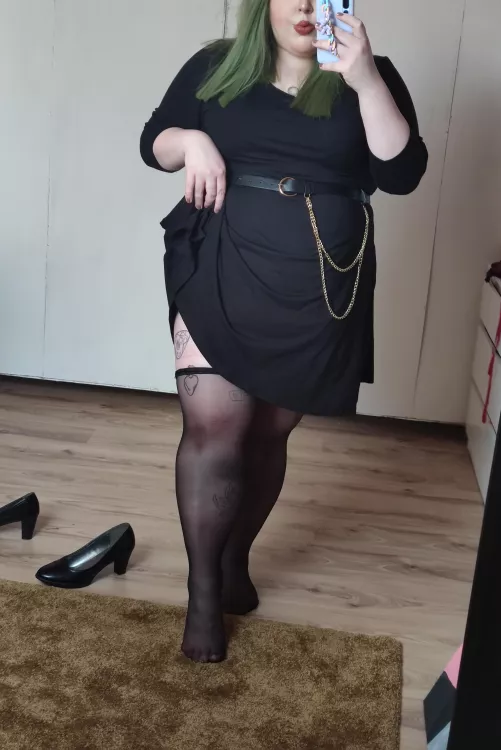 I love my curves ✨🖤