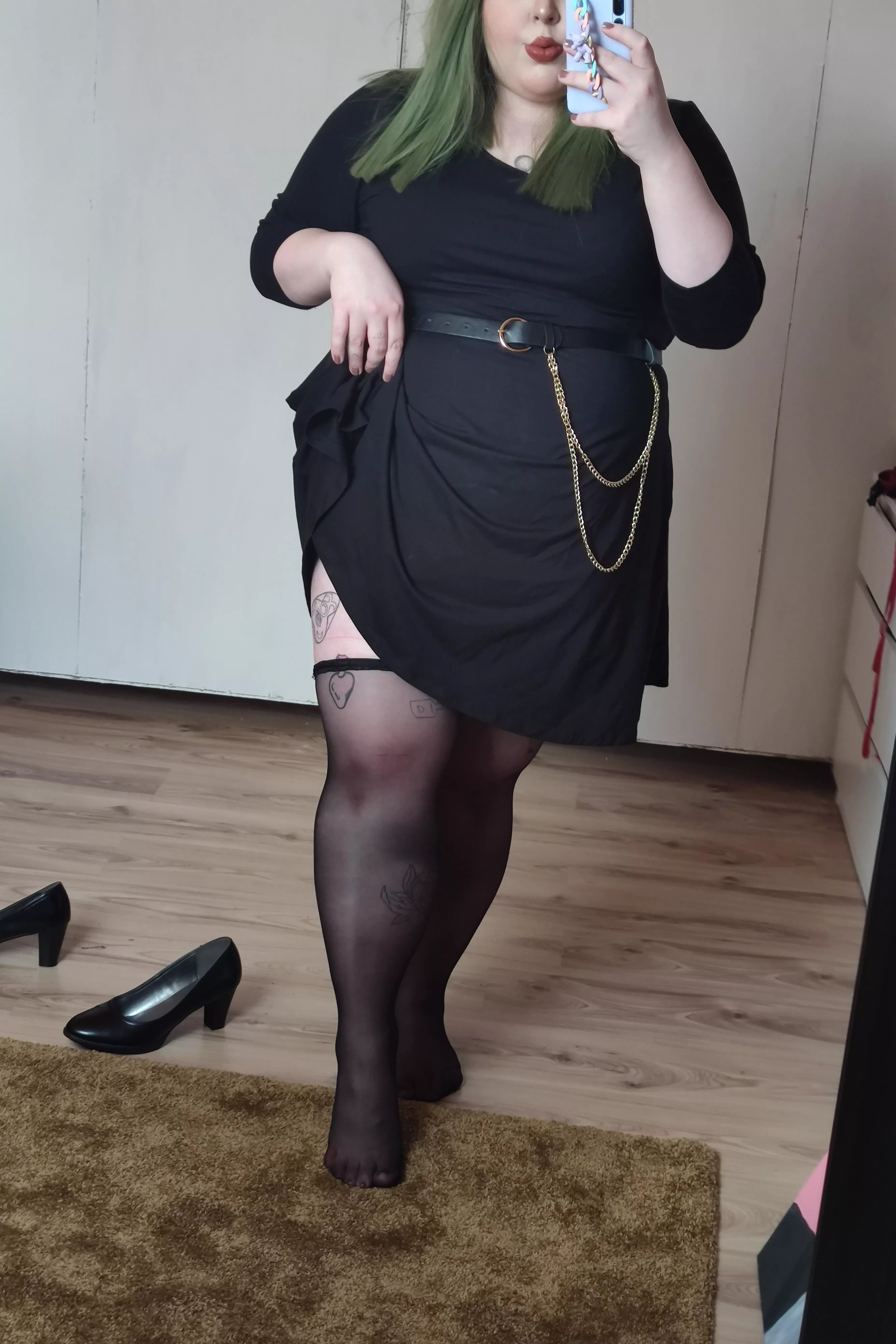 I love my curves ✨🖤