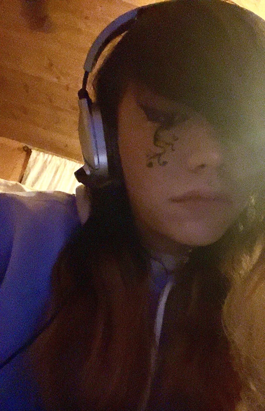 i love this pic but its way too blurry 😭