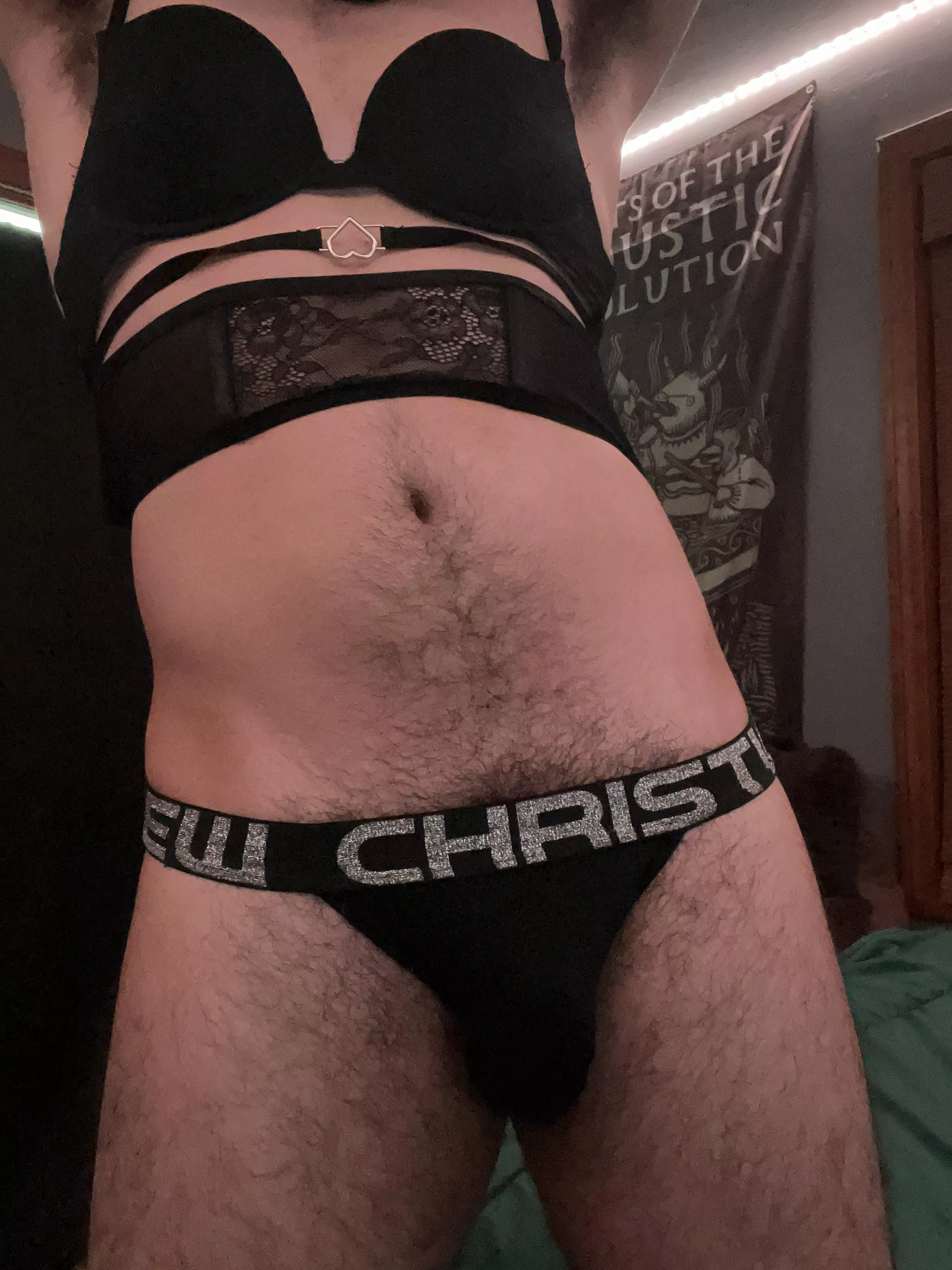 i need a mouth all over me :3