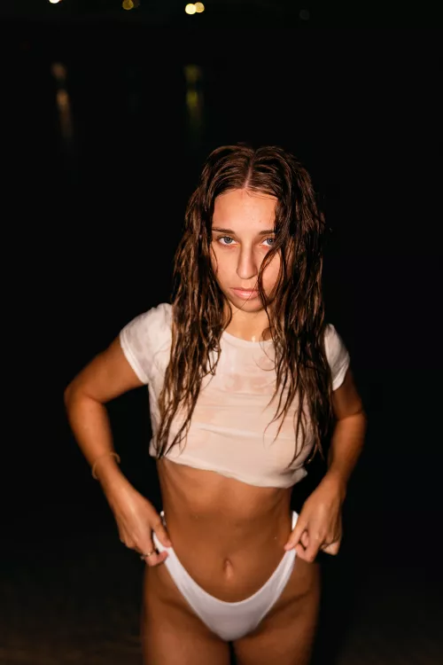 I need someone to come skinny dipping with me