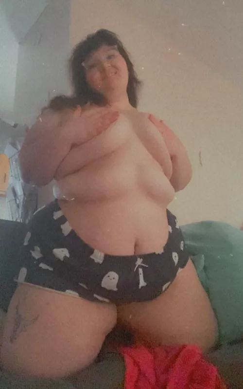 I’d look better with you under me 💗