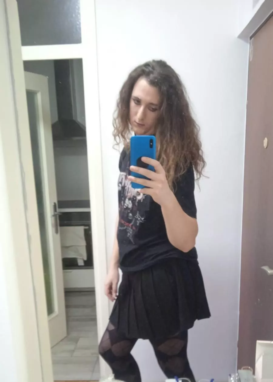 I'm new to this so go easy on me, 1/10 ?