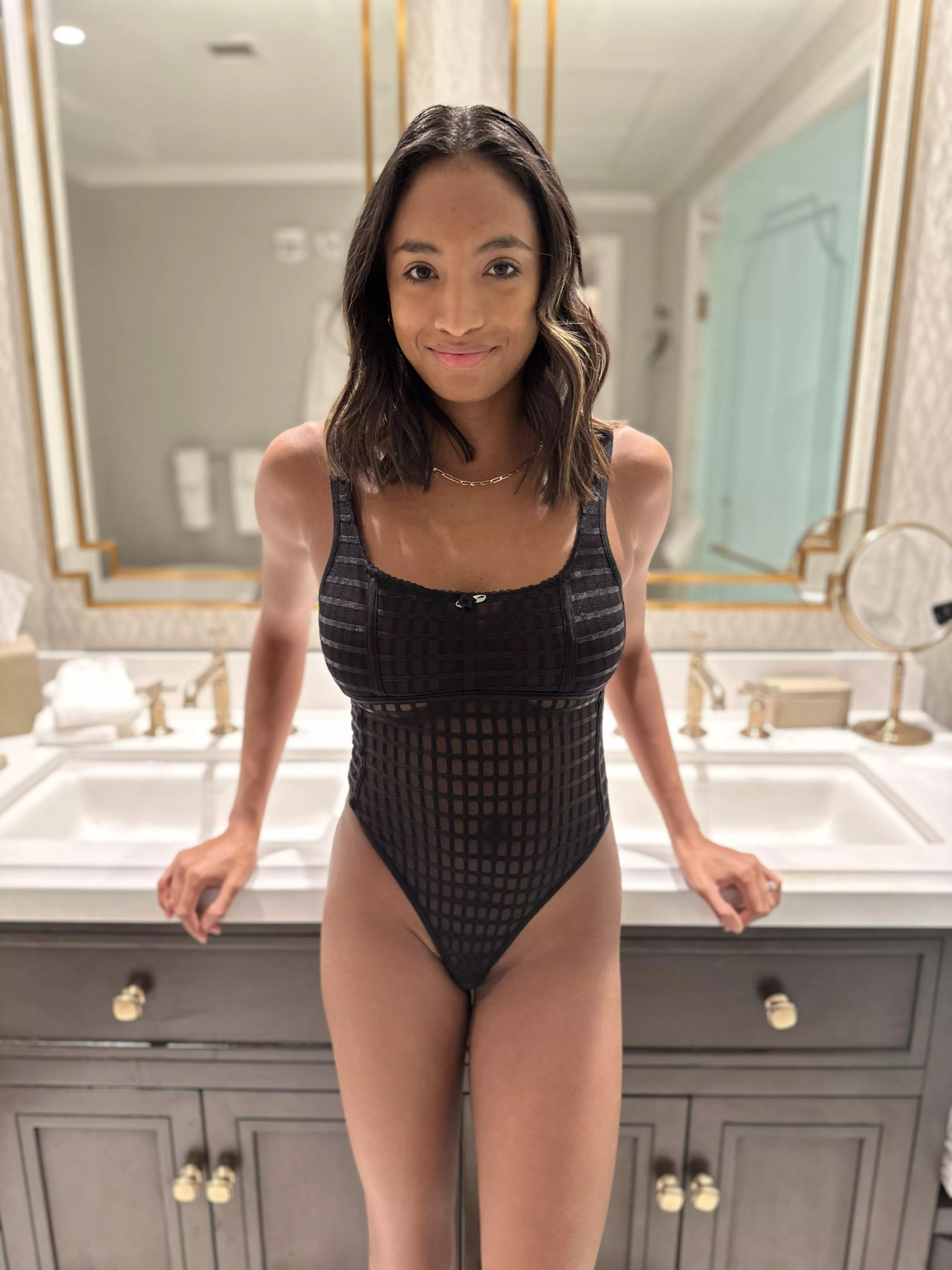 Italian & Colombian 💫