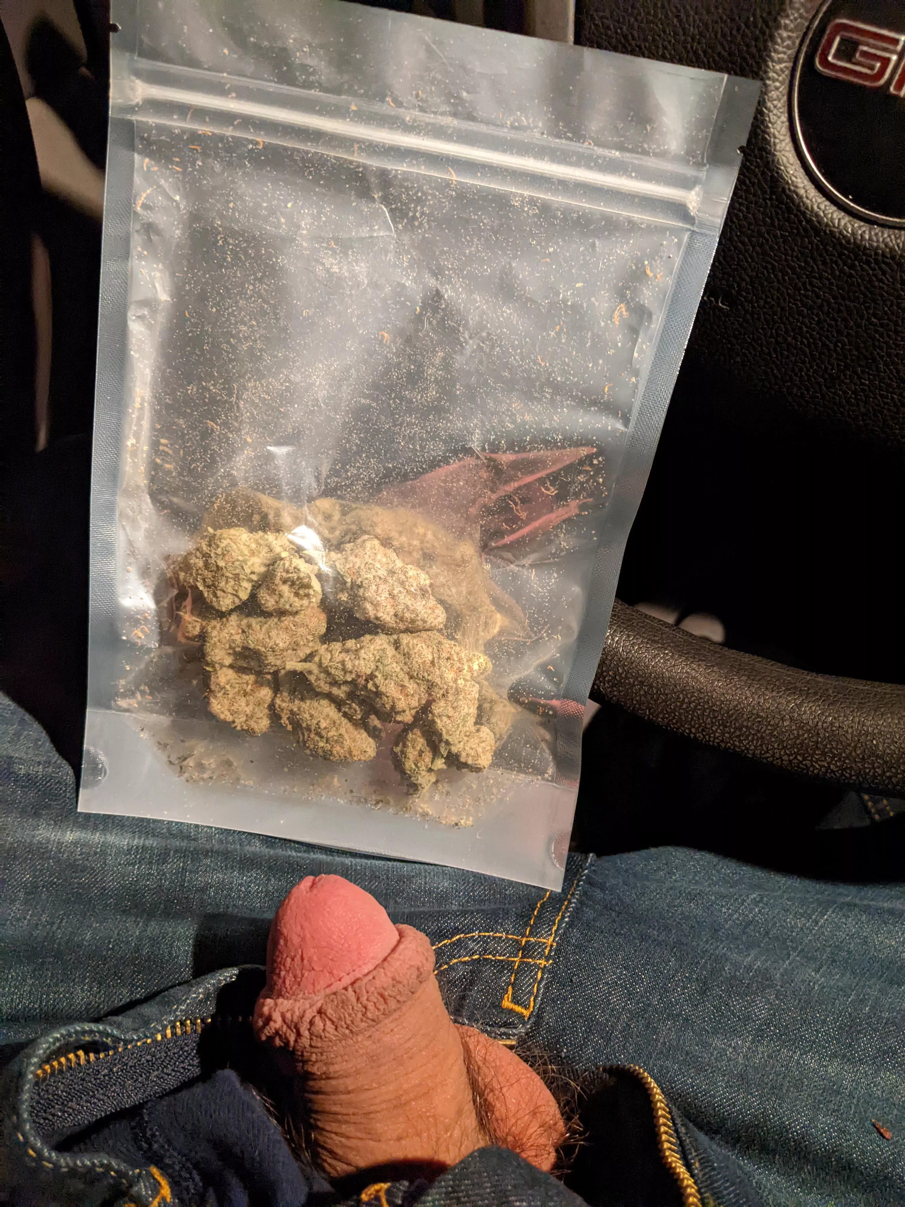 Just picked up from my plug. Who wants to s(m)oke? (Too cold to get hard 😔)