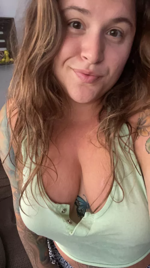 keep this tatted bbw in your dreams tonight!