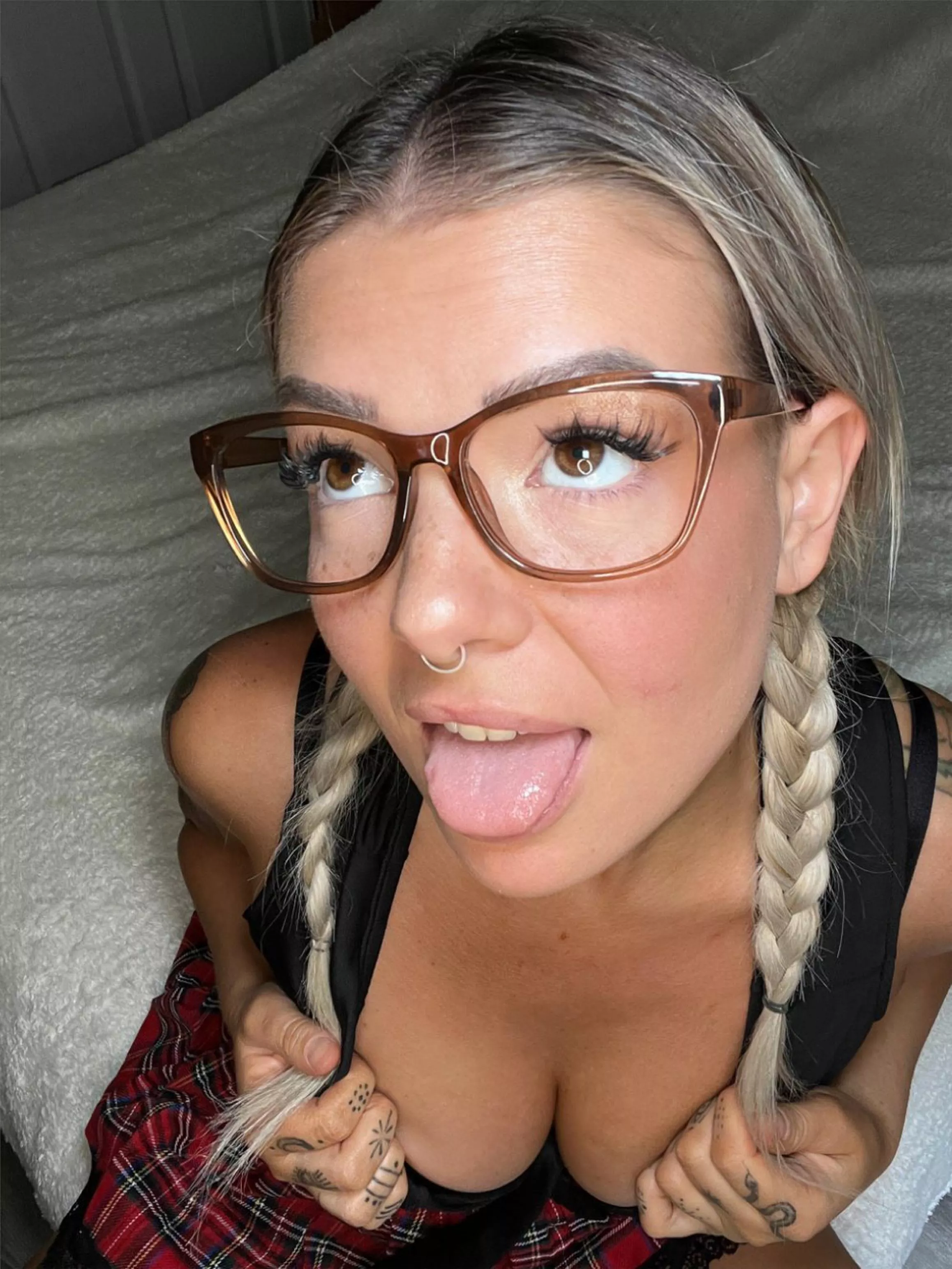 Looking for a volunteer that can give this nerdy girl a facial