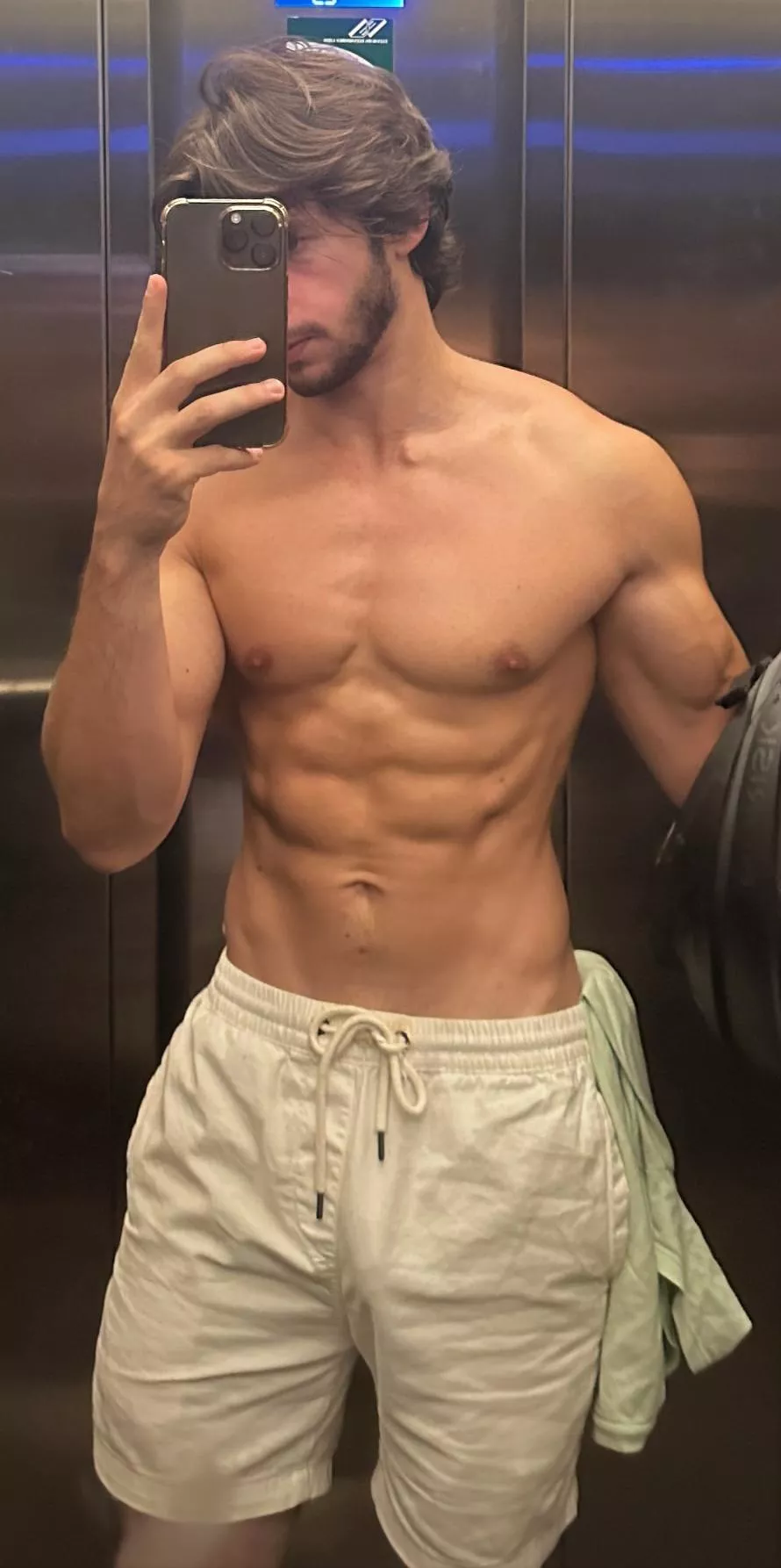 My friend told me i was crazy for seeing an outline, am i?