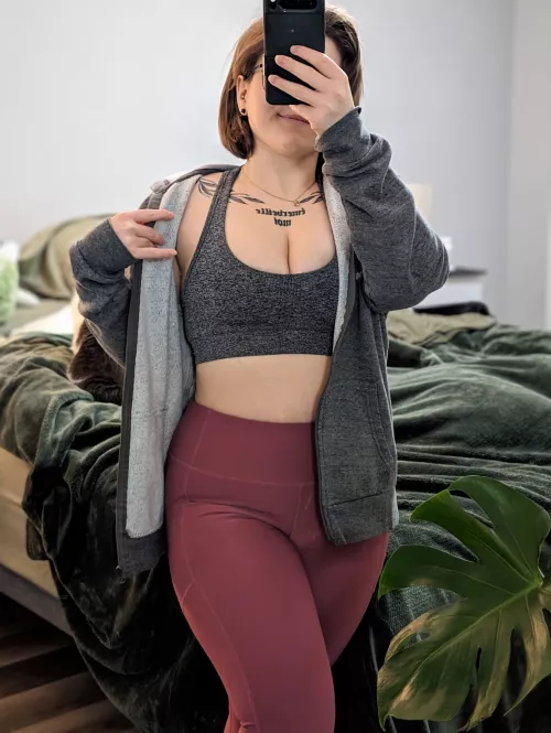 My outfit for hot yoga [F]