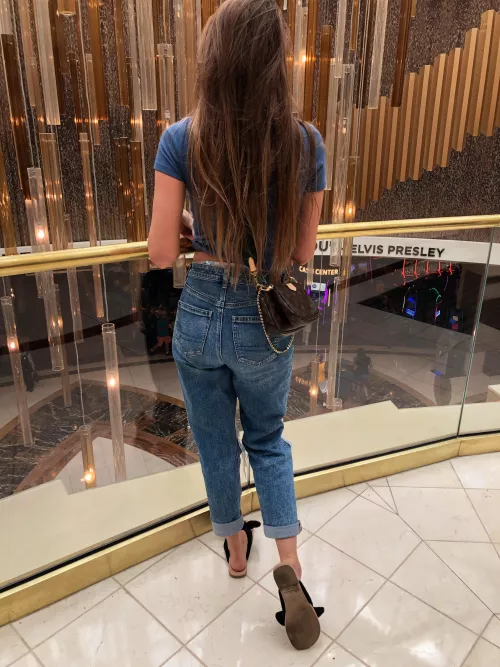 Public spotting π§