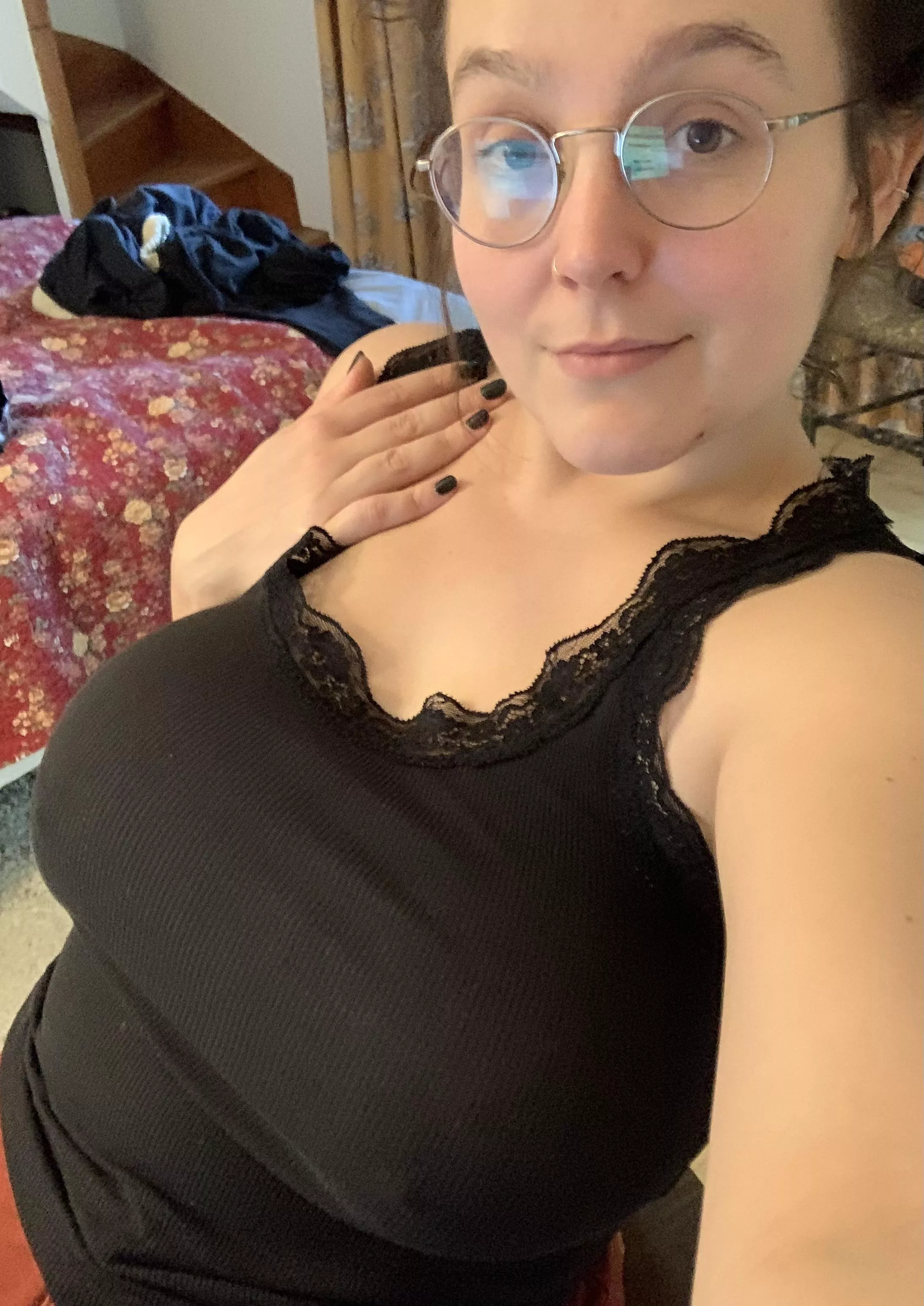 should this brunette go back to wearing a bra?